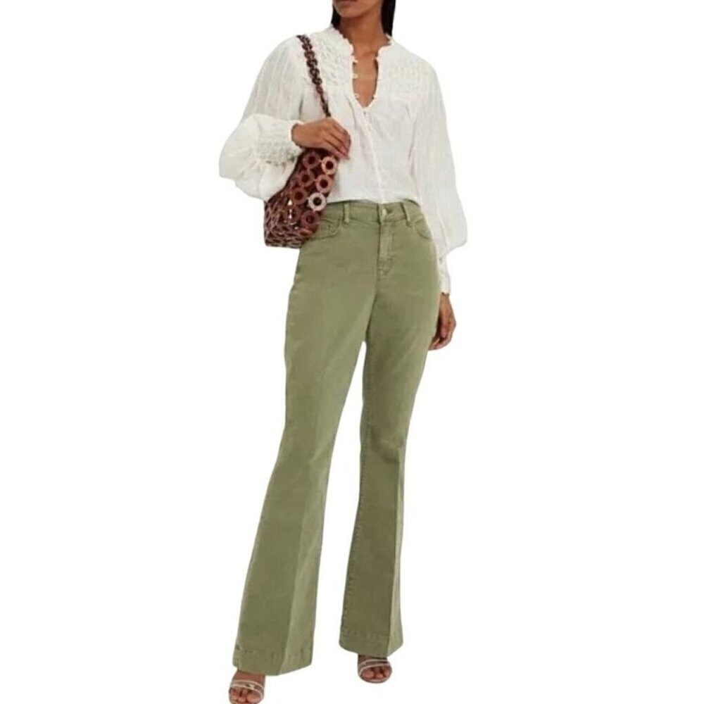 NWT L'AGENCE The Affair Green High Rise Flare Jean in Brigade - Size 26